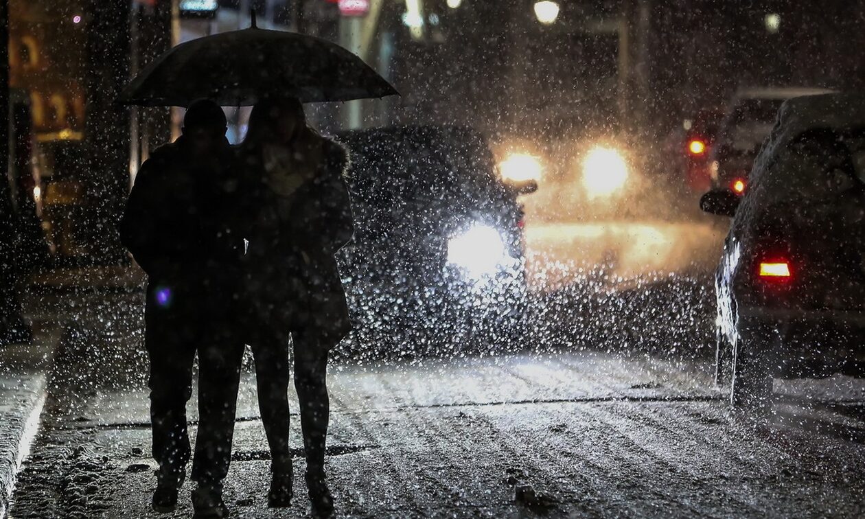 Κακοκαιρία-Μπάρμπαρα:-Χιονόπτωση-σε-Βόλο-και-Πήλιο-–-Κλειστά-την-Τετάρτη-σχολεία-και-δικαστήρια
