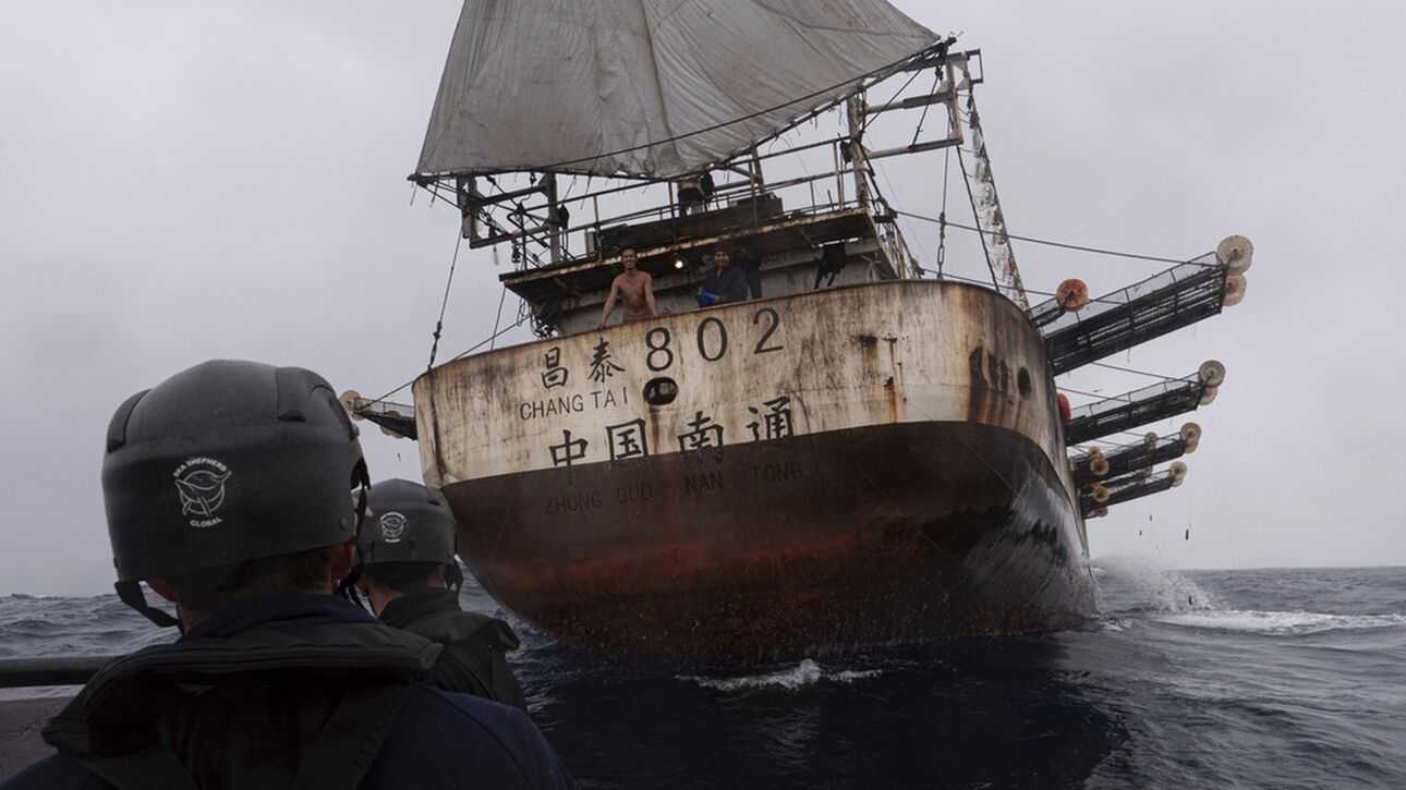 Τραγωδία-στον-Ινδικό-ωκεανό:-Αγνοούνται-39-ναυτικοί-αλιευτικού-που-αναποδογύρισε