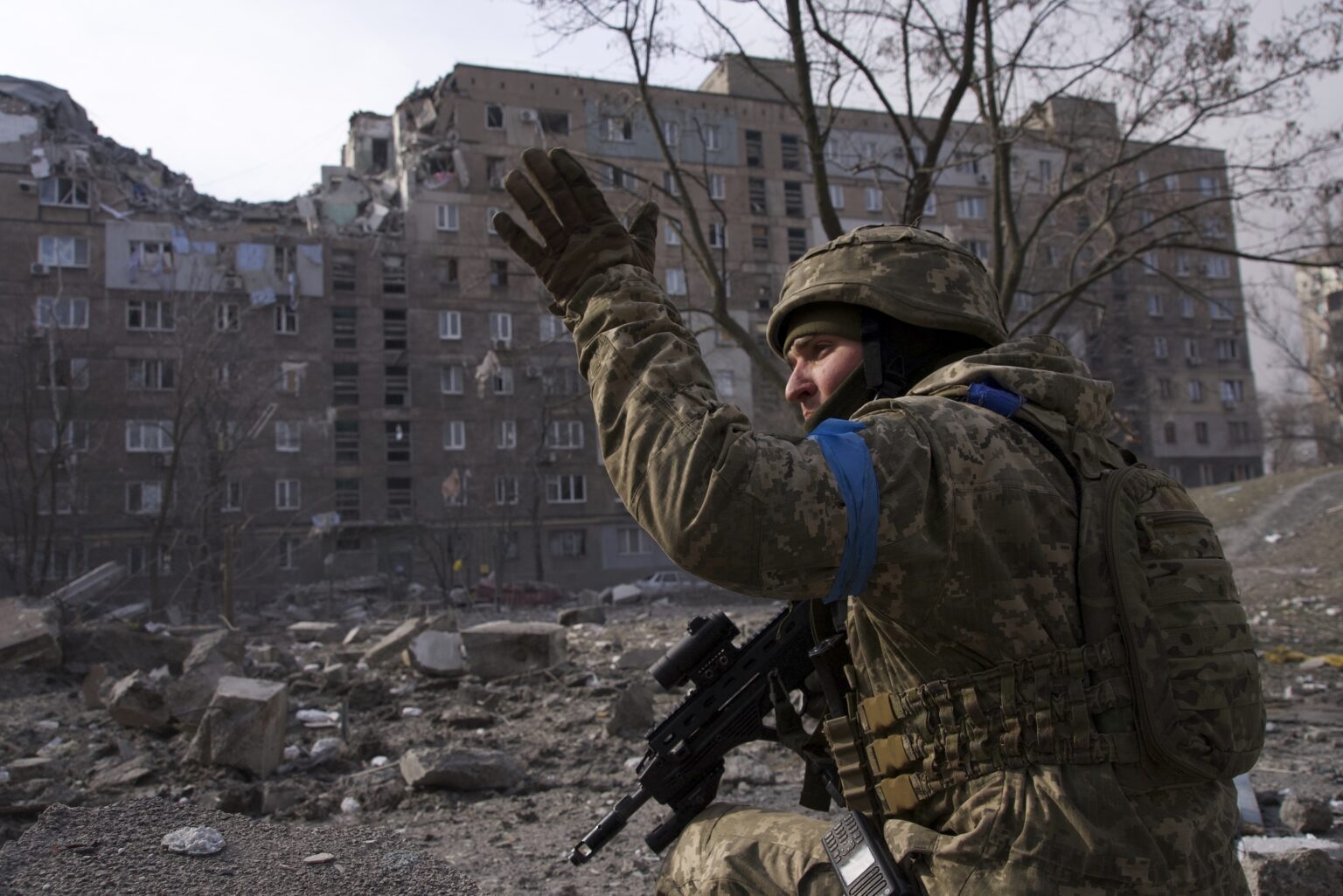 Πόλεμος-στην-Ουκρανία:-Ανεστάλη-η-λειτουργία-του-σιδηροδρομικού-δικτύου-στην-Κριμαία
