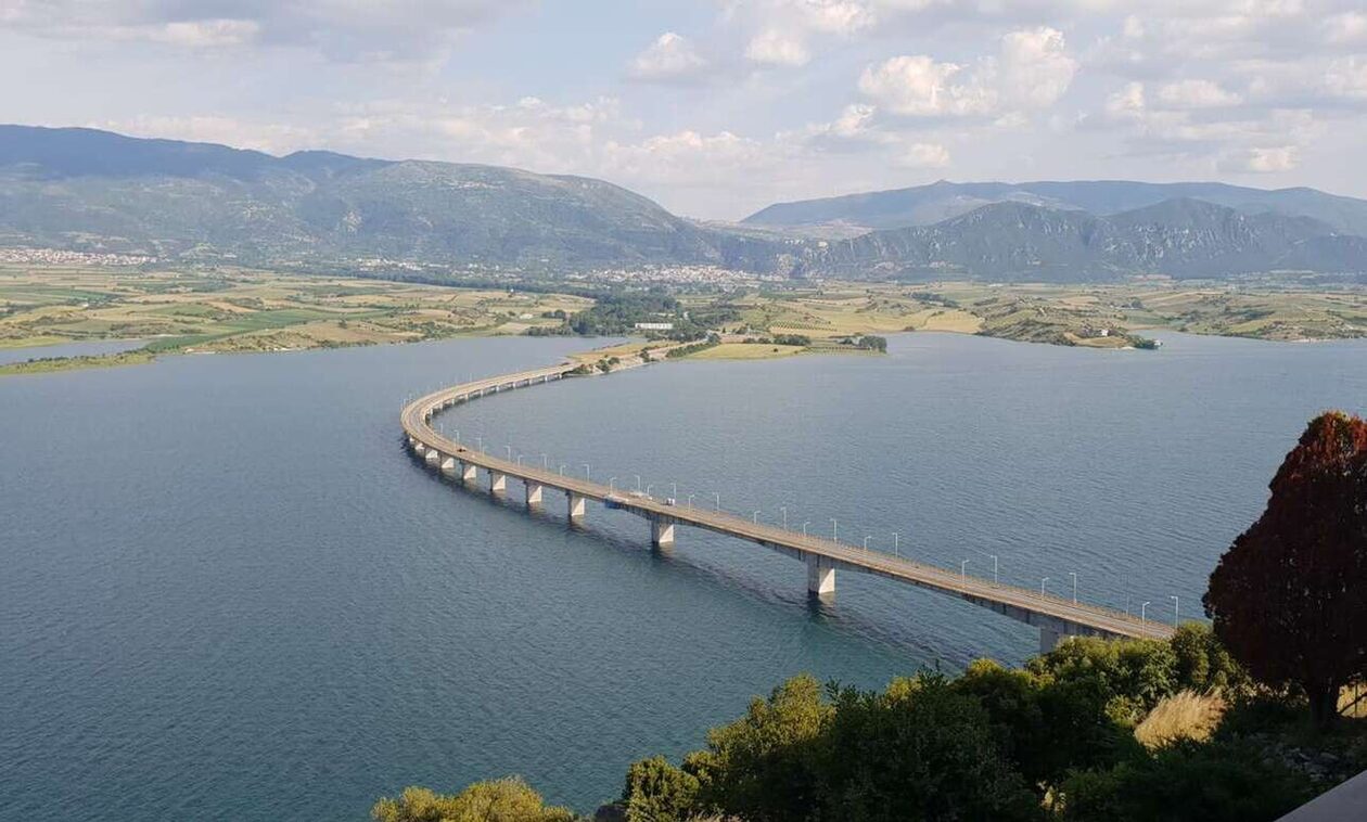 Κοζάνη:-Σε-λειτουργία-αλλά-με-περιορισμούς-η-γέφυρα-Σερβίων