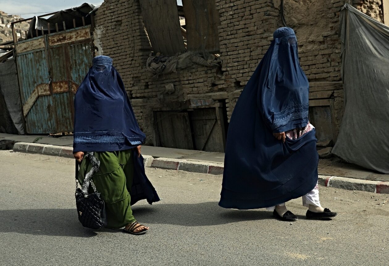 Αφγανιστάν-–-Ηνωμένα-Έθνη:-«Η-μεταχείριση-των-γυναικών-ισοδυναμεί-με-έμφυλο-απαρτχάιντ»