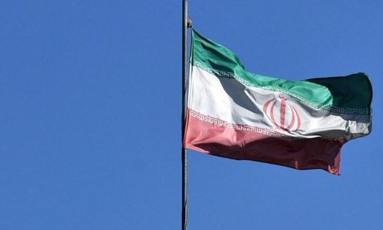Ιράν:-Δύο-νεκροί-από-τη-συντριβή-εκπαιδευτικού-αεροσκάφους