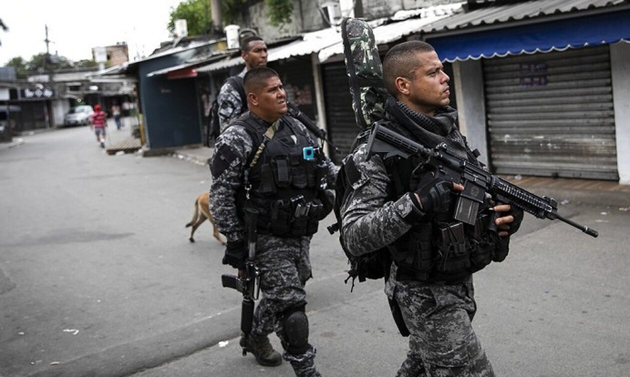 Βραζιλία:-Πεντάχρονη-σκοτώθηκε-από-αδέσποτη-σφαίρα-σε-φαβέλα-του-Ρίο
