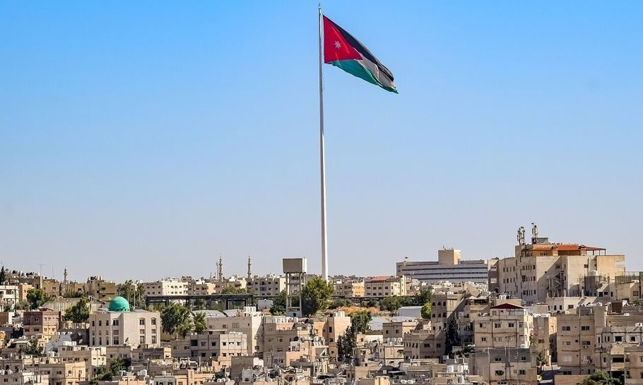 Ιορδανία:-Ο-ιορδανικός-στρατός-κατέρριψε-drone-που-μετέφερε-crystal-meth-από-την-Συρία