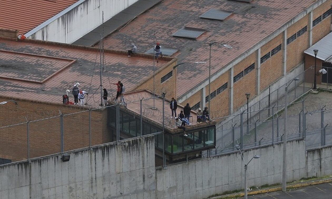 Εξέγερση-στις-φυλακές-του-Εκουαδόρ:-Ελεύθεροι-50-φύλακες-και-επτά-αστυνομικοί-που-κρατούνταν-όμηροι