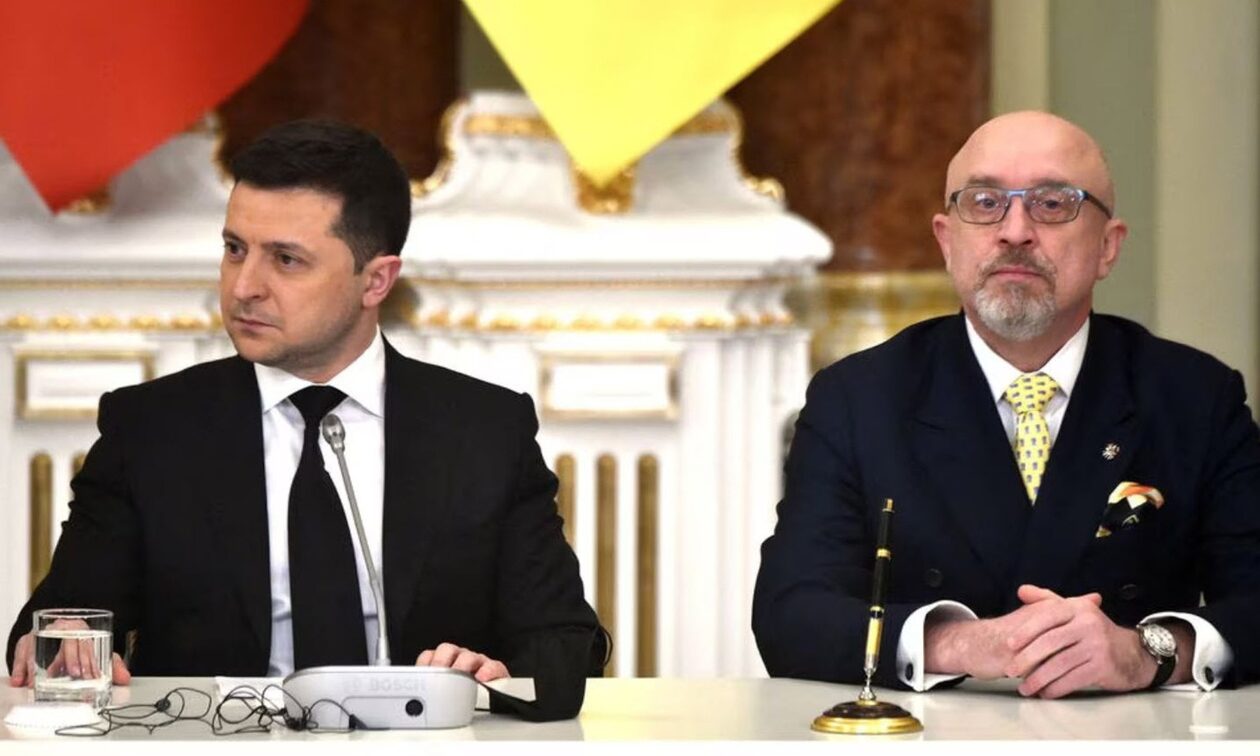 Ουκρανία:-Ο-Ζελένσκι-θα-αντικαταστήσει-τον-υπουργό-Άμυνας-Ολέξιι-Ρέζνικοφ