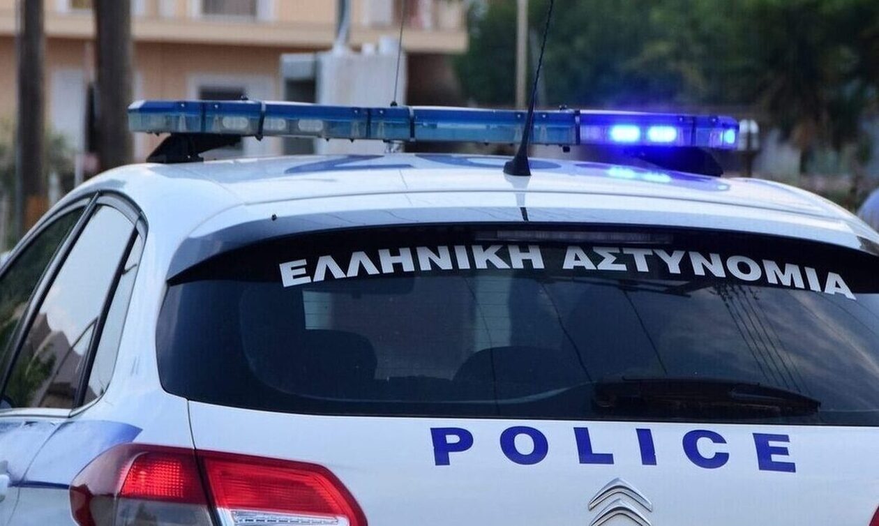 Θεσσαλονίκη:-Συνελήφθη-35χρονος-που-έβαφε-με-σπρέι-καταστήματα-κατά-τη-διάρκεια-της-πορείας