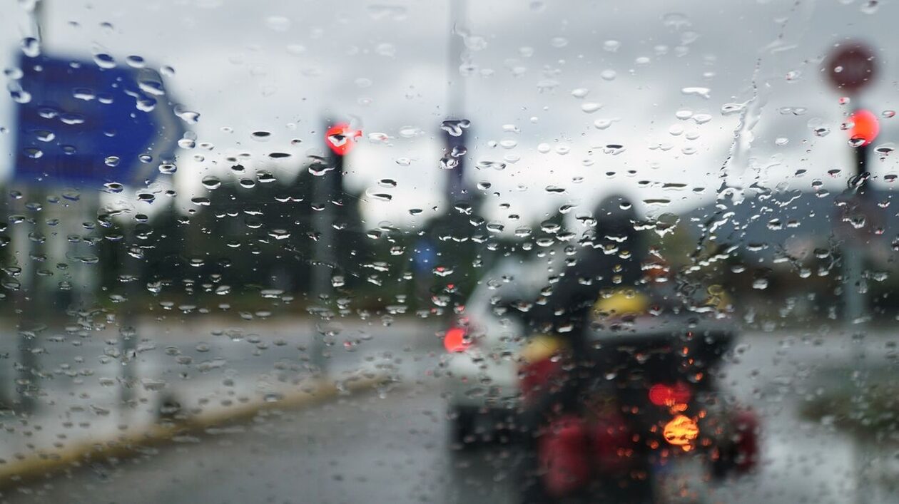 Κακοκαιρία-elias:-Έκλεισε-ο-δρόμος-Λαμίας-–-Στυλίδας-λόγω-της-σφοδρής-βροχόπτωσης