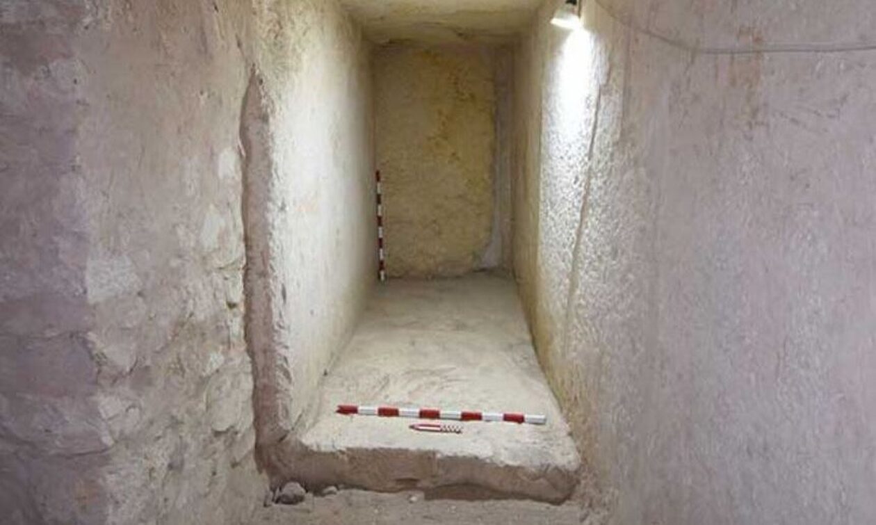 Αίγυπτος:-Σημαντική-ανακάλυψη-σε-πυραμίδα-στο-Αμπουσίρ-–-Βρέθηκαν-οχτώ-άγνωστοι-θάλαμοι-(pics)