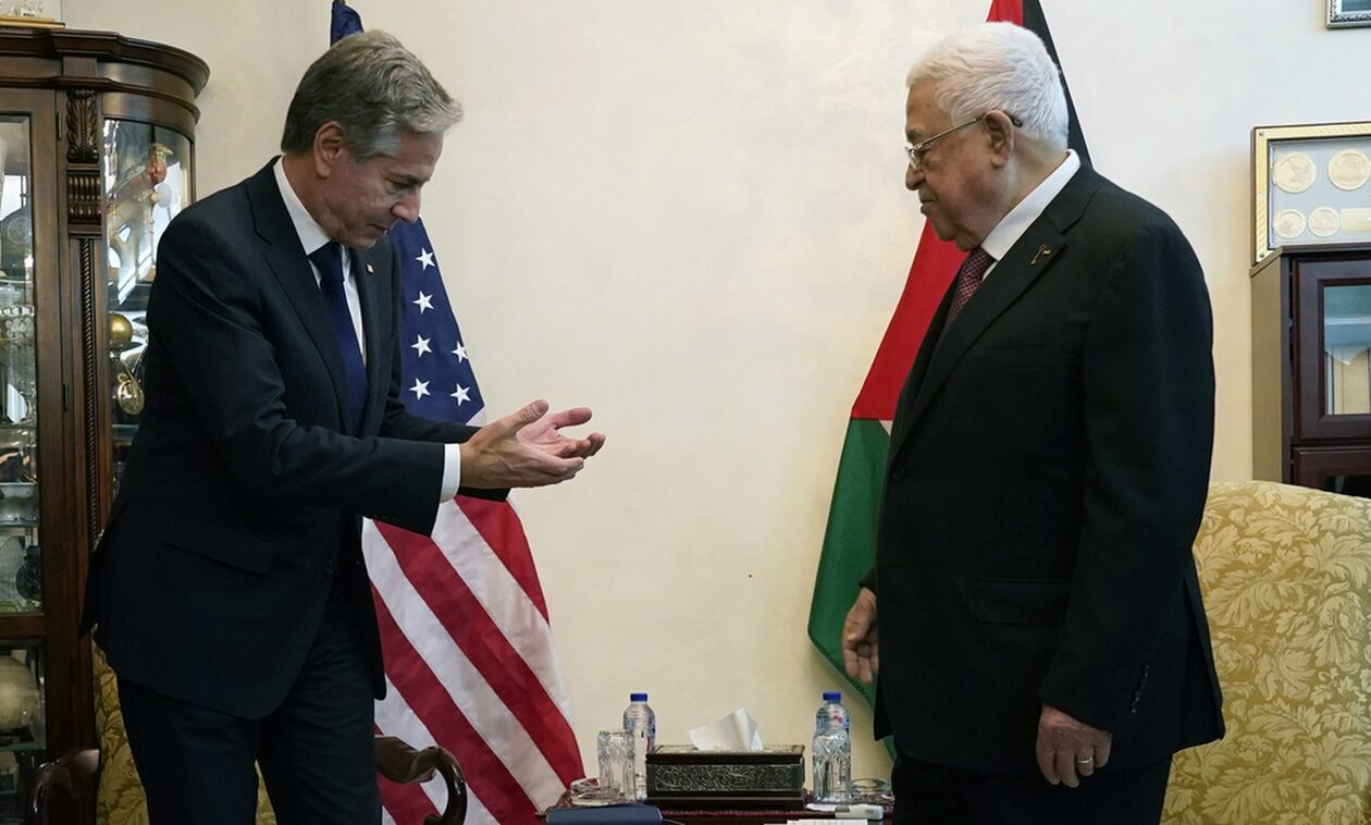 Πόλεμος-στο-Ισραήλ:-Ο-Μπλίνκεν-συναντήθηκε-με-τον-Παλαιστίνιο-πρόεδρο-Μαχμούντ-Αμπάς