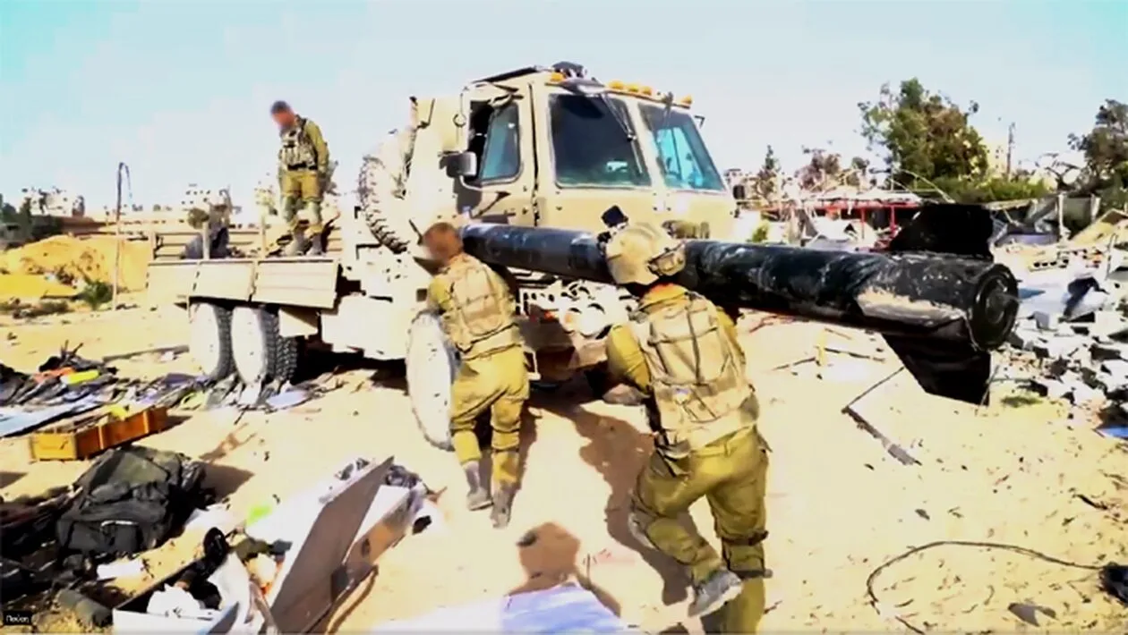 Πόλεμος-στο-Ισραήλ:-Ο-ισραηλινός-στρατός-ισχυρίζεται-ότι-ανακάλυψε-μία-από-τις-μεγαλύτερες-αποθήκες