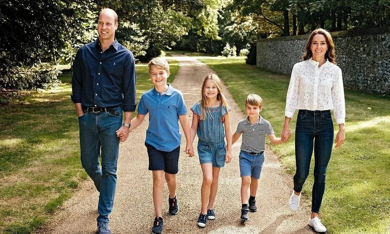Πρίγκιπας-Ουίλιαμ:-Η-οικογενειακή-φωτογραφία-για-τη-χριστουγεννιάτικη-κάρτα