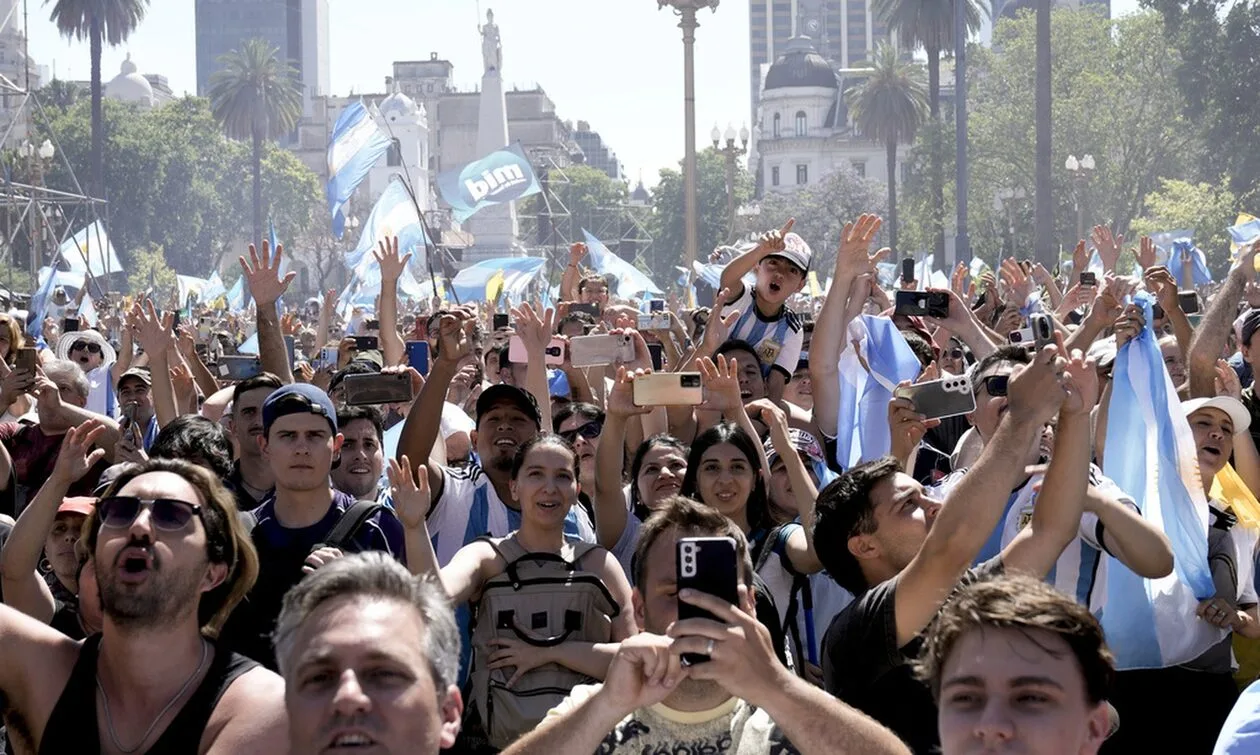 Υποτίμηση-νομίσματος-στην-Αργεντινή:-Το-ΔΝΤ-εξαίρει-τα-«τολμηρά»-μέτρα-της-κυβέρνησης-Μιλέι
