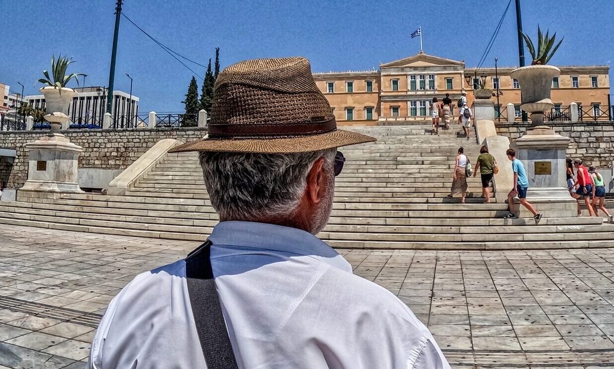 ΕΛΣΤΑΤ:-Μειώθηκε-ο-πληθυσμός-της-Ελλάδας-–-Περισσότεροι-οι-θάνατοι-από-τις-γεννήσεις