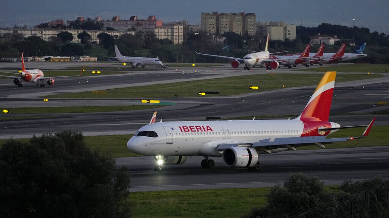 Ισπανία:-Απεργία-στην-αεροπορική-εταιρεία-iberia-–-Χάος-με-τις-πτήσεις-για-τα-Θεοφάνεια