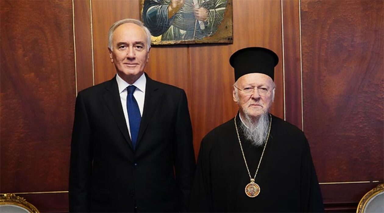 Οικουμενικό-Πατριαρχείο:-Τον-Βαρθολομαίο-επισκέφθηκε-ο-νέος-πολιτικός-διοικητής-του-Αγίου-Όρους