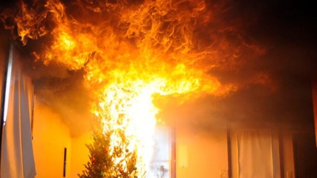 Ουαλία:-Μεγάλη-πυρκαγιά-σε-βιομηχανικό-πάρκο-–-Ακούγονται-εκρήξεις