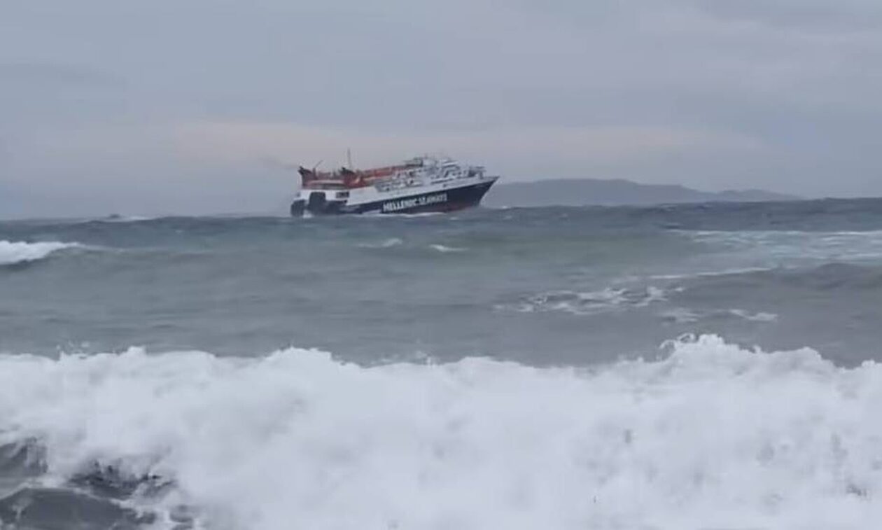 Συγκλονιστικό-βίντεο!-Το-skiathos-express-παλεύει-με-τα-κύματα-ανοιχτά-της-Σκοπέλου