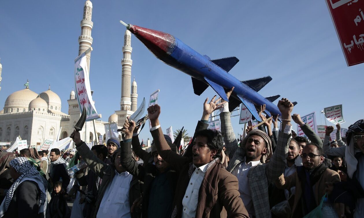 Οι-Χούθι-«δεσμεύονται»-για-εκδίκηση,-έπειτα-από-τους-νέους-αμερικάνικους-βομβαρδισμούς