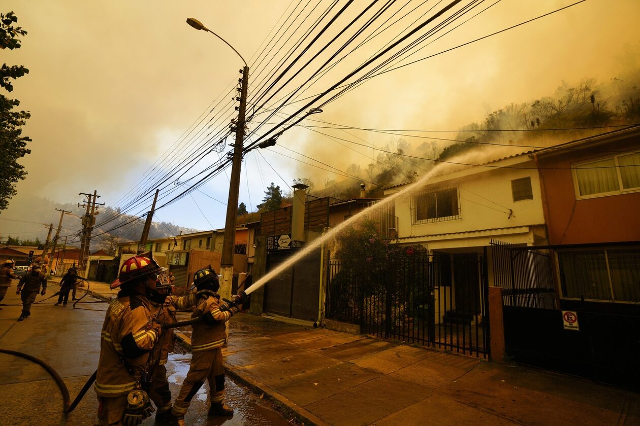 Εκατόμβη-νεκρών-στη-Χιλή-από-τις-δασικές-πυρκαγιές