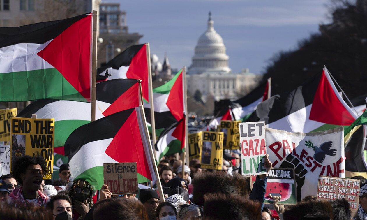 ΗΠΑ:-Ο-Τζο-Μπάιντεν-αναστέλλει-για-18-μήνες-τις-απελάσεις-Παλαιστινίων