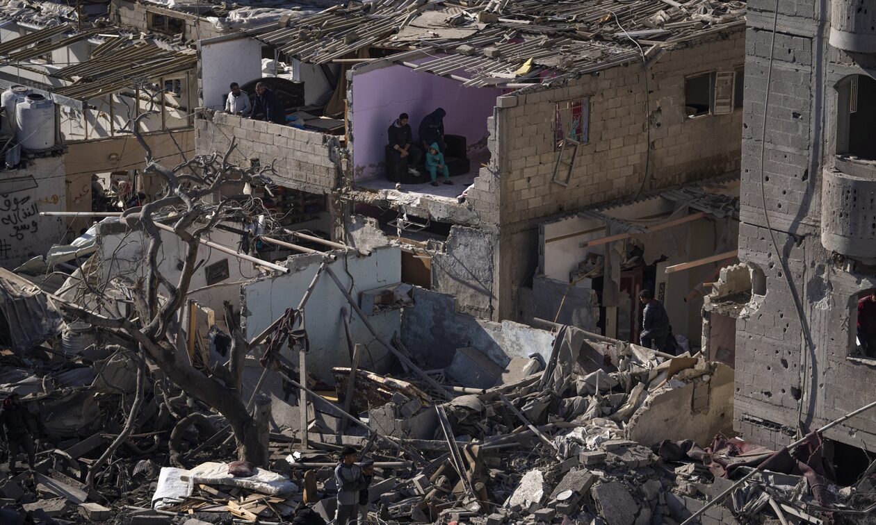 Πόλεμος-στη-Γάζα:-Νέα-έφοδος-ισραηλινών-στρατιωτών-στο-νοσοκομείο-Νάσερ