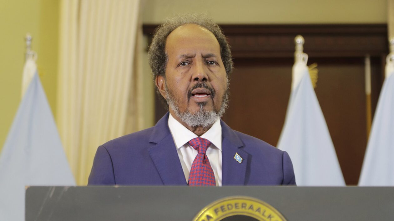 Σομαλία:-Υπέγραψε-αμυντική-συμφωνία-με-την-Τουρκία:-Παραχωρεί-το-30%-των-θαλάσσιων-πόρων-της