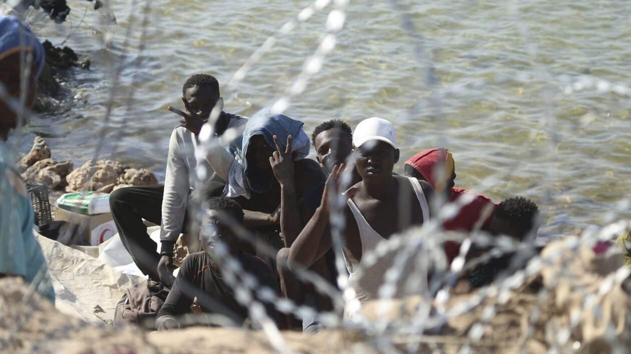 Τυνησία:-Δύο-νεκροί,-34-αγνοούμενοι-από-τη-βύθιση-σκάφους-με-μετανάστες