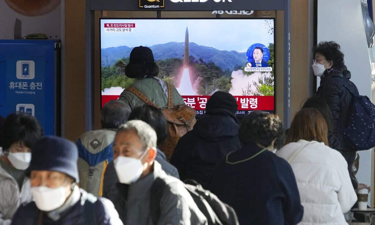 Η-Βόρεια-Κορέα-εκτόξευσε-νέο-βαλλιστικό-πύραυλο