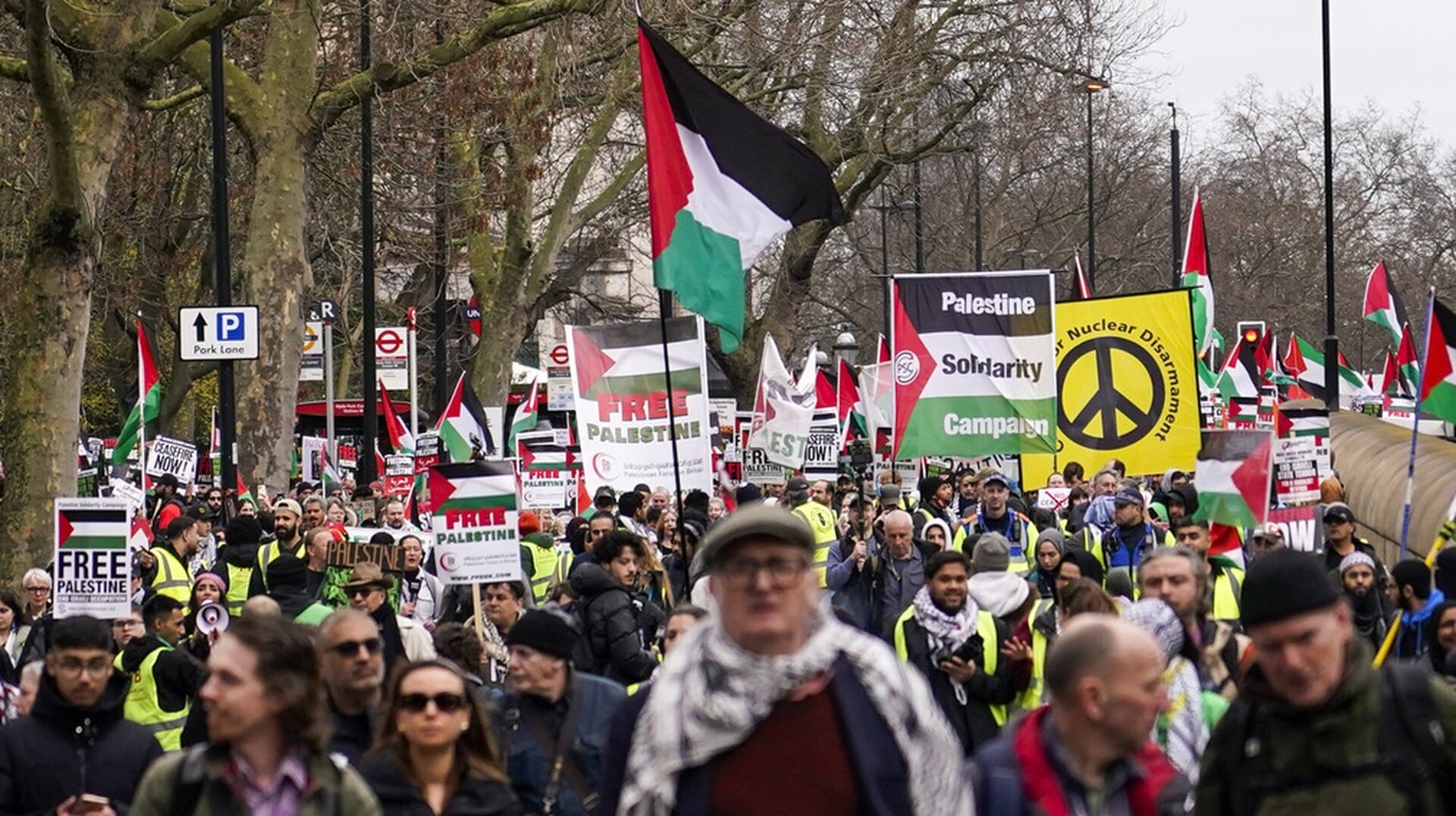 Λονδίνο:-Νέα-διαδήλωση-για-κατάπαυση-του-πυρός-στη-Γάζα