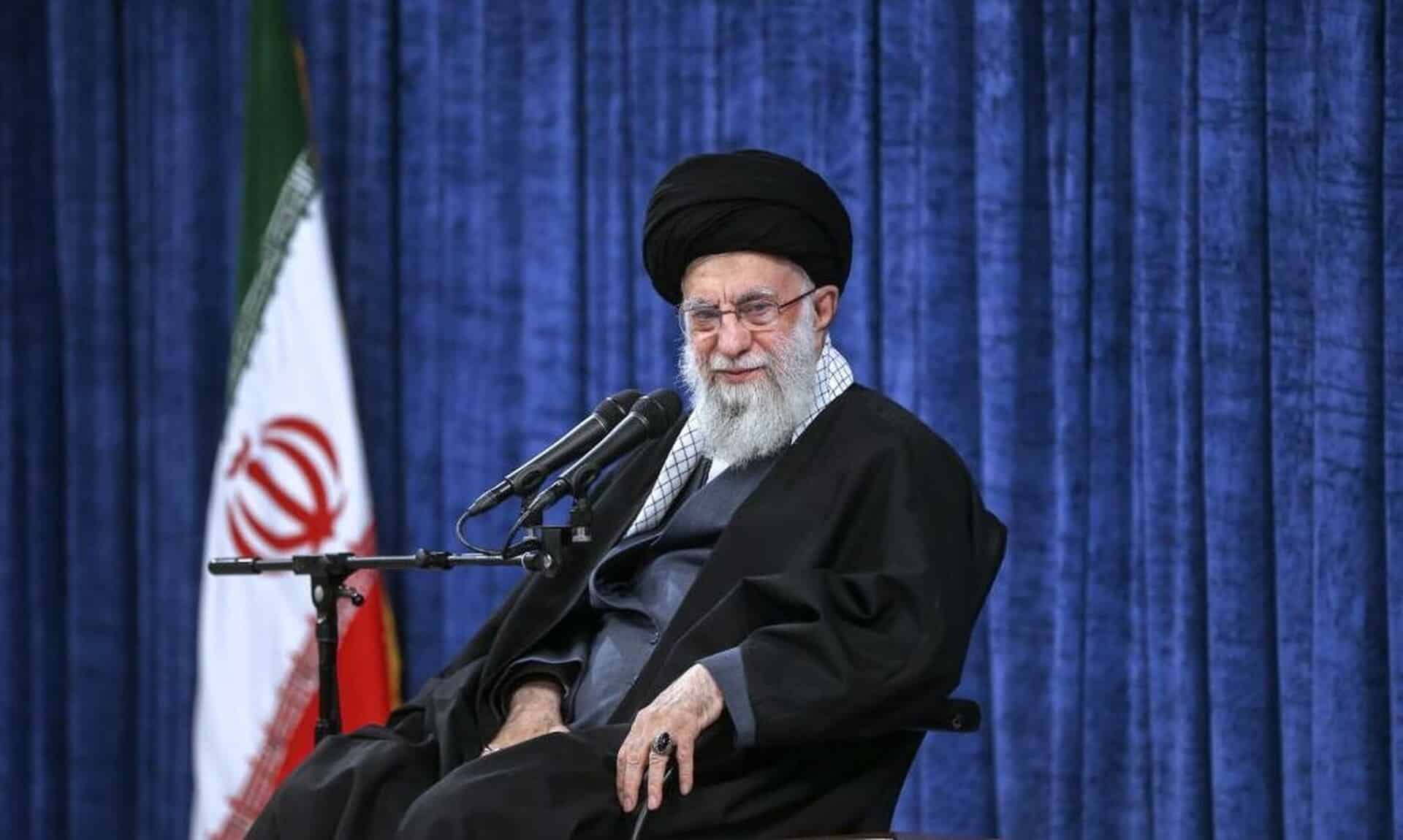 Επίθεση-Ιράν:-Εμπρηστικές-δηλώσεις-Χαμενέι-–-«Οι-σιωνιστές-θα-τιμωρηθούν»
