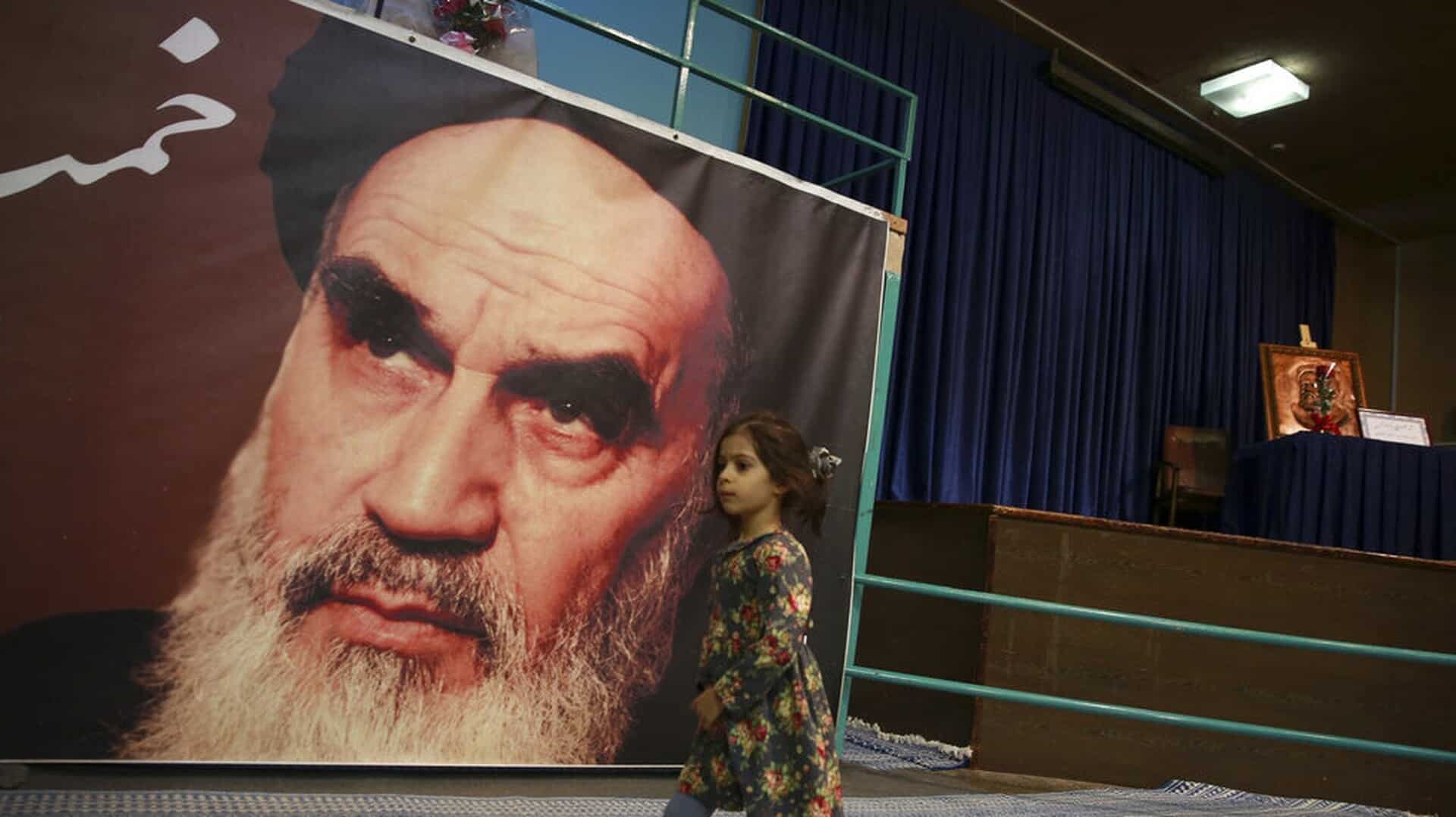 Ιράν:-45-χρόνια-διεθνών-κυρώσεων-κατά-της-Τεχεράνης-–-Σκληρό-το-πλήγμα-κατά-της-οικονομίας-του-Ιράν