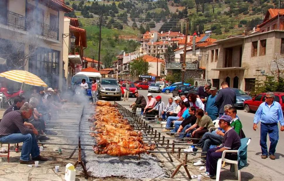 Πάσχα-στο-χωριό:-Η-Ελληνική-παράδοση-και-η-επιστροφή-στις-Ρίζες-μας