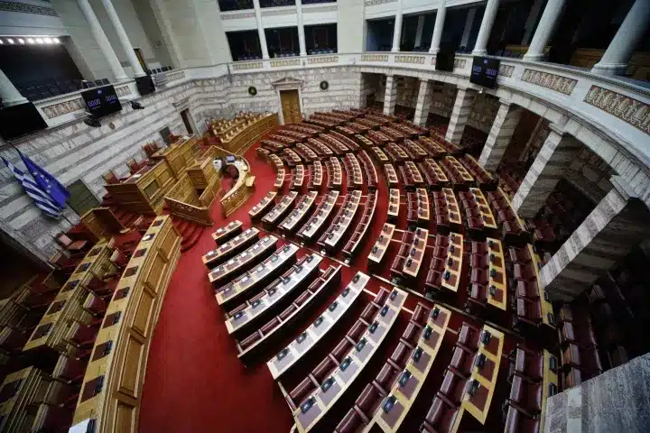 Βουλή:-Ψηφίστηκε-ο-νέος-δικαστικός-χάρτης-της-χώρας