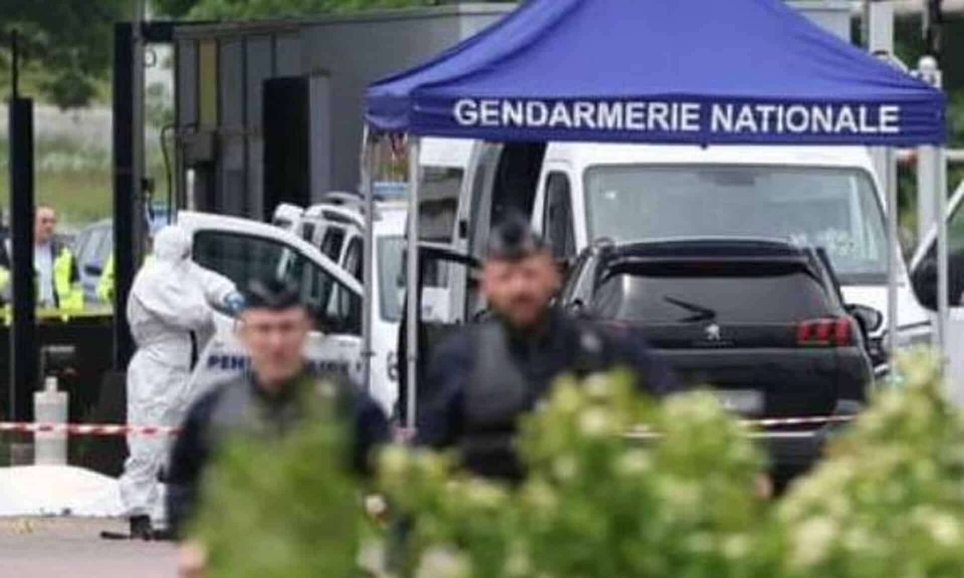 Γαλλία:-«Βράζουν»-οι-φυλακές-μετά-τη-δολοφονία-αστυνομικών-–-«Δεν-πληρωνόμαστε-για-να-πεθάνουμε»
