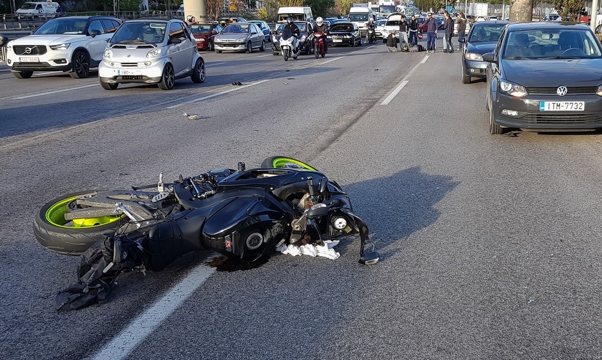 Θανατηφόρο-τροχαίο-στη-Θεσσαλονίκη:-Νεκρός-44χρονος-οδηγός-μηχανής
