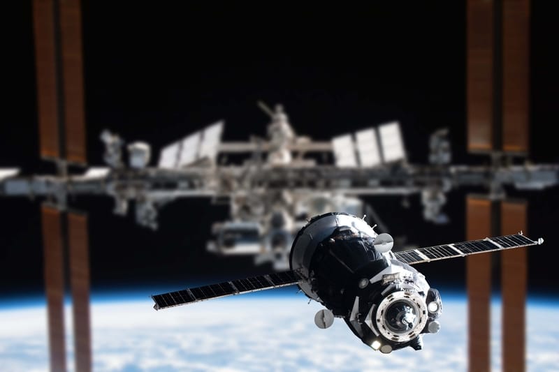 Ρωσικός-δορυφόρος-διαλύεται-στο-διάστημα-–-Οι-αστροναύτες-του-iss-προφυλάσσονται-από-συντρίμμια