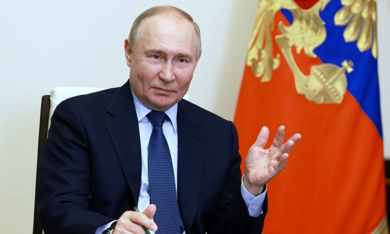 Πούτιν:-Η-Ρωσία-θα-ξαναρχίσει-την-παραγωγή-πυραύλων-μέσου-βεληνεκούς