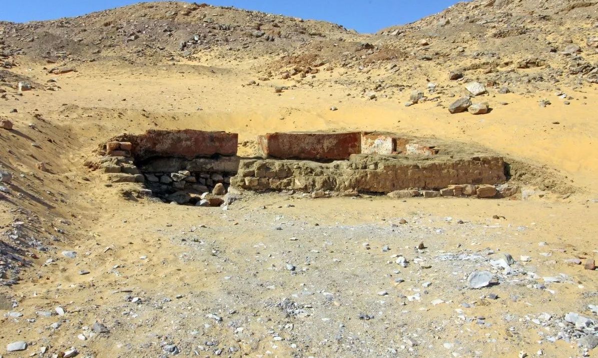 h-πόλη-των-νεκρών:-Ανακαλύφθηκαν-πάνω-απο-300-τάφοι-με-μούμιες-στην-Αίγυπτυο-(pics)