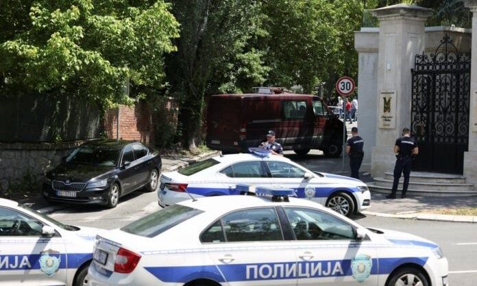 Σερβία:-Συνελήφθη-άνδρας-με-βέλη-και-βαλλίστρα-στο-Βελιγράδι