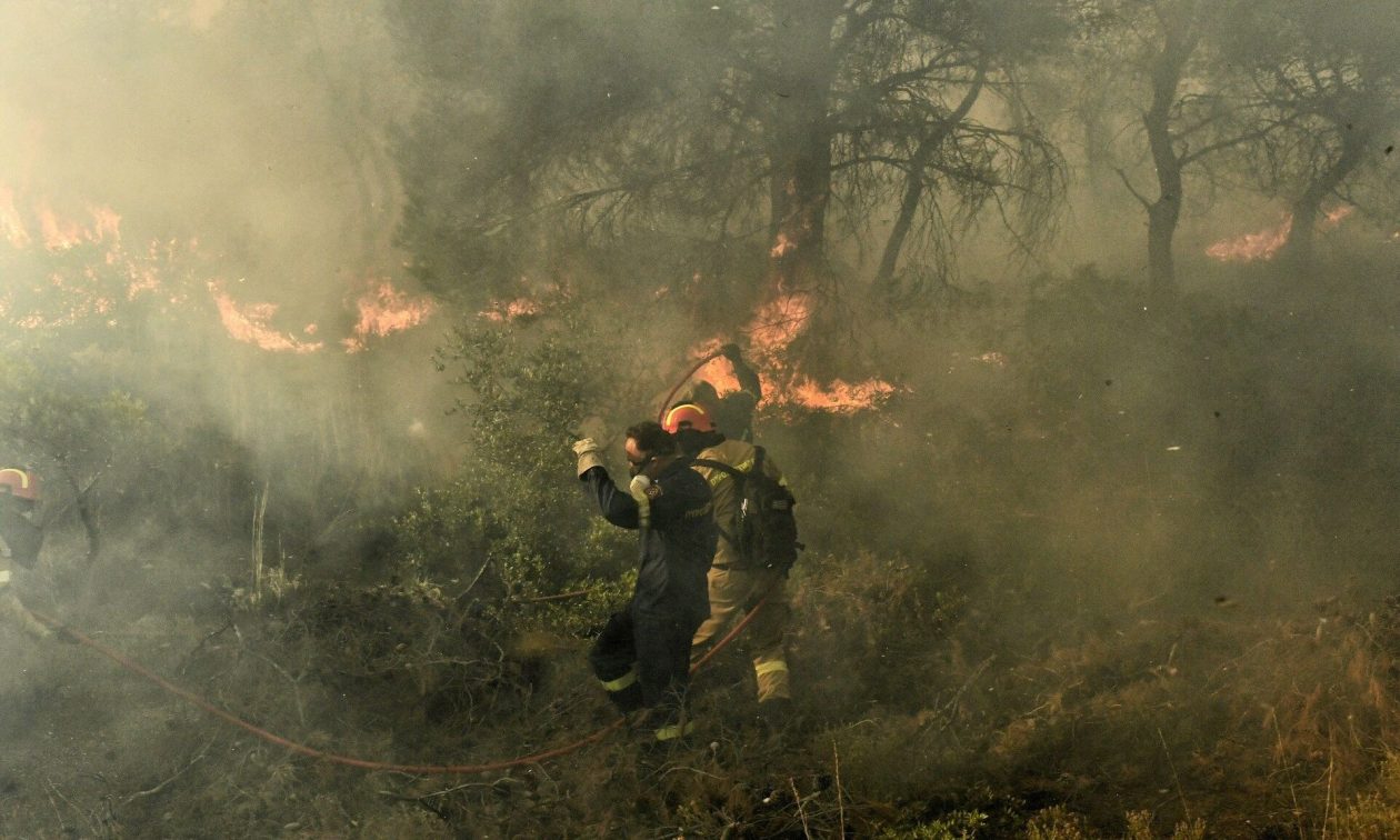 Φωτιά-σε-δασική-έκταση-στη-Στιμάγκα-Κορινθίας-–-Μεγάλη-κινητοποίηση-της-πυροσβεστικής