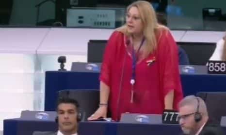 Ευρωβουλευτής-ζήτησε-ιερέα-για-αγιασμό-στο-Ευρωπαϊκό-Κοινοβούλιο