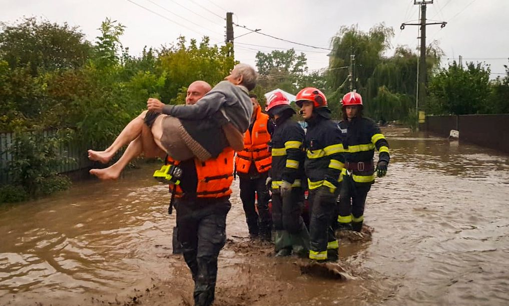 sos-για-φονικές-πλημμύρες-στην-Ευρώπη:-4-νεκροί-στη-Ρουμανία,-θωρακίζονται-Αυστρία,-Τσεχία,-Πολωνία