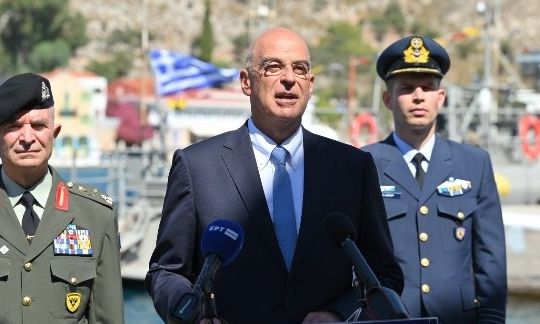 belharra:-Έφτασε-στην-Γαλλία-ο-Νίκος-Δένδιας-–-Τα-πρώτα-πλάνα-από-την-άφιξή-του