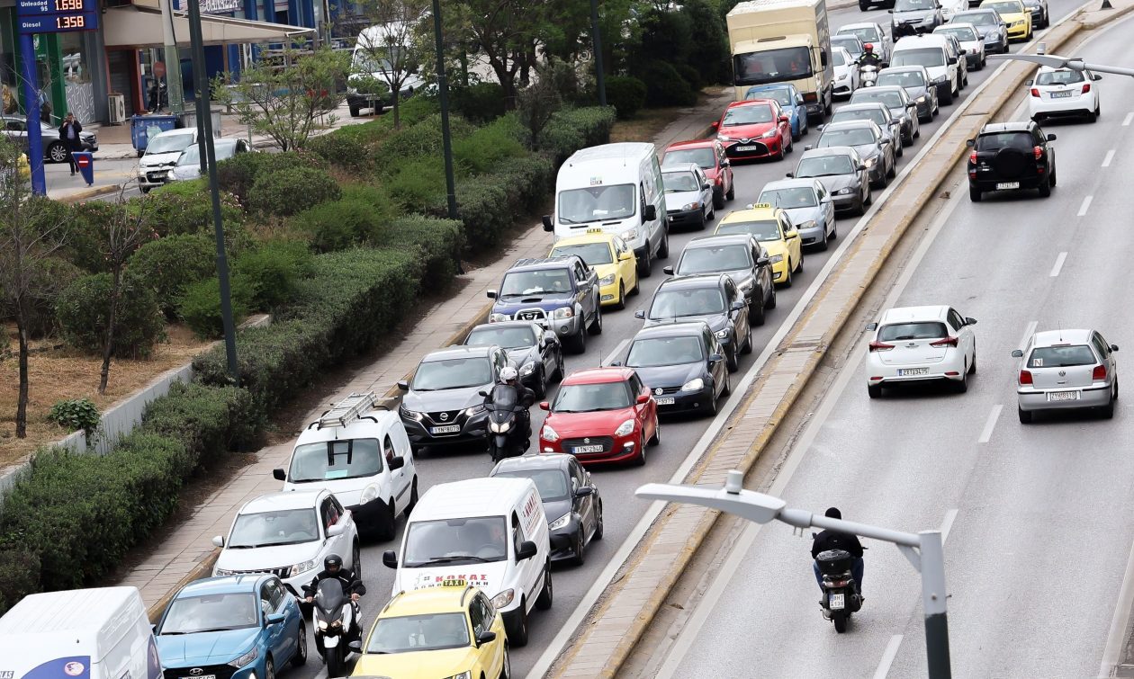 Τέλη-κυκλοφορίας:-Έρχονται-κλιμακωτά-πρόστιμα-–-Τι-πρέπει-να-προσέξουν-οι-ιδιοκτήτες-οχημάτων