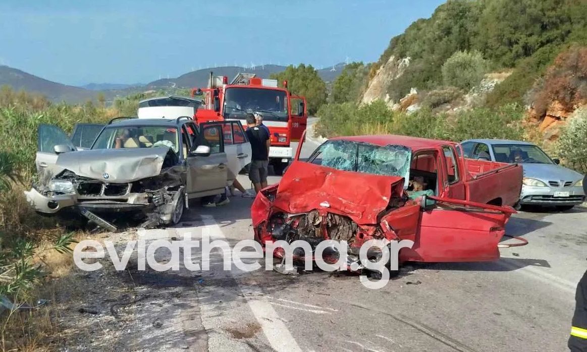 Θανατηφόρο-τροχαίο-στην-Εύβοια-–-Ένας-νεκρός-και-8-τραυματίες