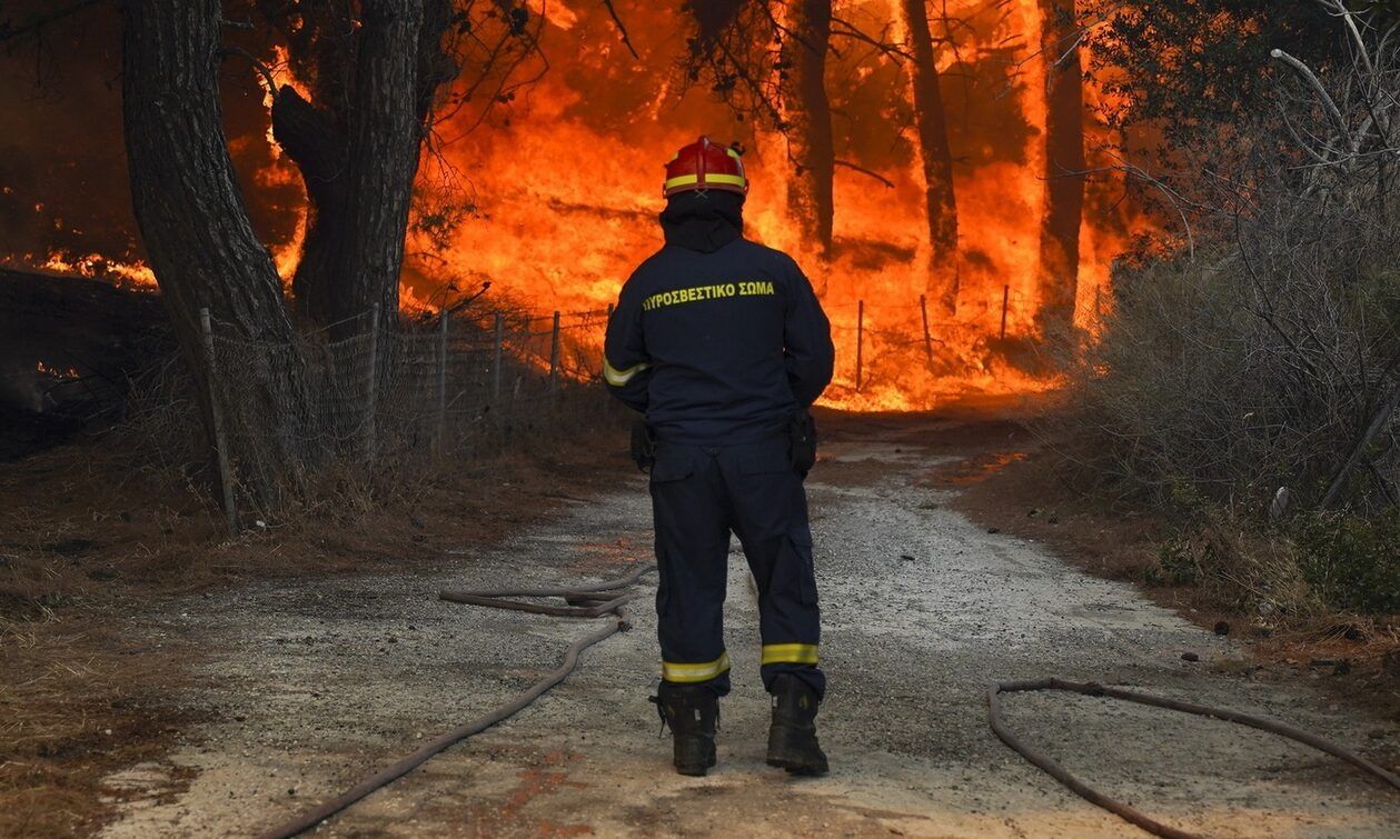 Φωτιά:-Ο-χάρτης-πρόβλεψης-κινδύνου-πυρκαγιάς-για-την-Τρίτη-15-Οκτωβρίου