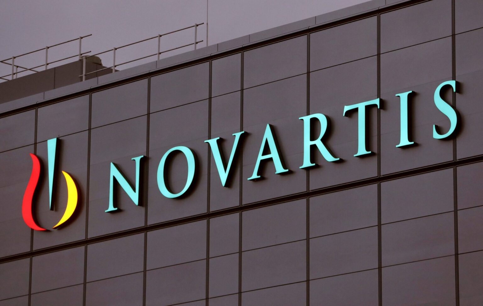 novartis:-Νέες-εξηγήσεις-καλούνται-να-δώσουν-οι-πρώην-προστατευόμενοι-μάρτυρες 