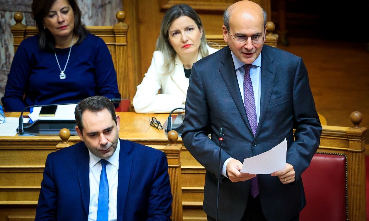 Βουλή:-Απέρριψε-ο-Χατζηδάκης-την-τροπολογία-ΠΑΣΟΚ-για-έκτακτη-εισφορά-στα-υπερκέρδη-των-τραπεζών