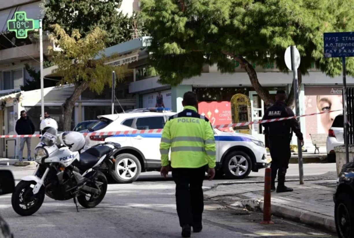 Θρακομακεδόνες:-Ο-εκτελεστής-πυροβόλησε-μέσα-από-αυτοκίνητο-–-Ανθρωποκυνηγητό-για-τον-εντοπισμό-του